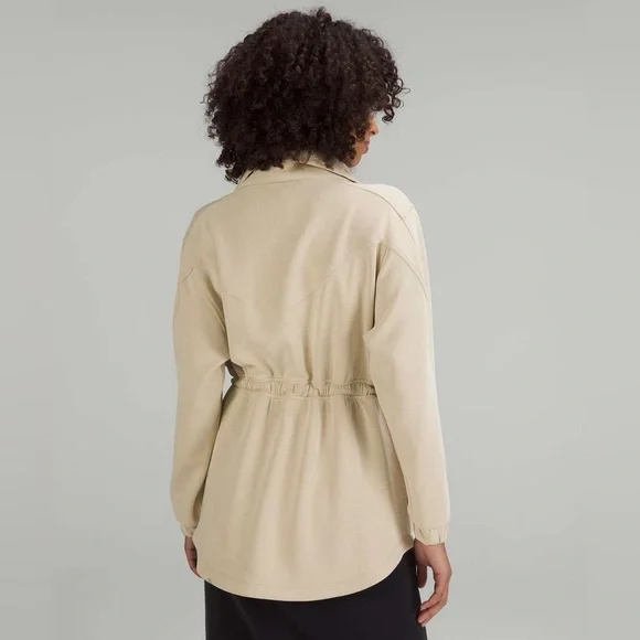 Lululemon Softstreme Cinch-Waist Jacket Trench Tan•Full Zip Pocketed Jacket•XS/2 - Picture 4 of 16